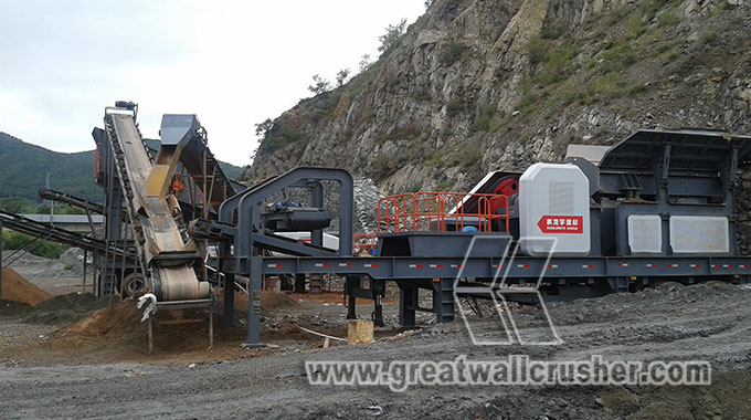 Mobile crushing plant with jaw crusher and cone crusher Philippines